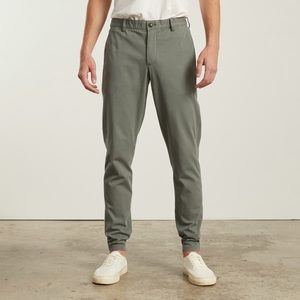 Everlane Performance Chino Pant